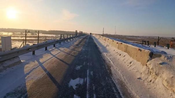 На путепроводе под Новосибирском ввели реверсивное движение из-за ремонта
