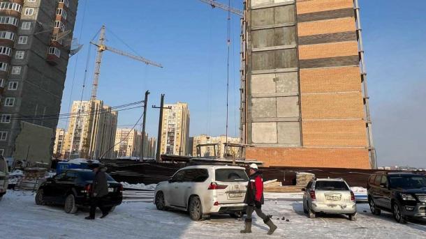 В Омске дома на Перелёта сдали с грубыми нарушениями