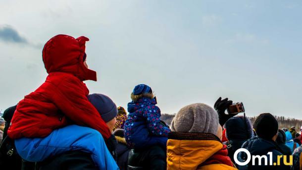 В Омске многодетным отцам могут добавить дополнительные выходные