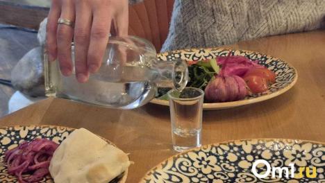 Омичка ударила мужа ножом в живот после ссоры из-за денег