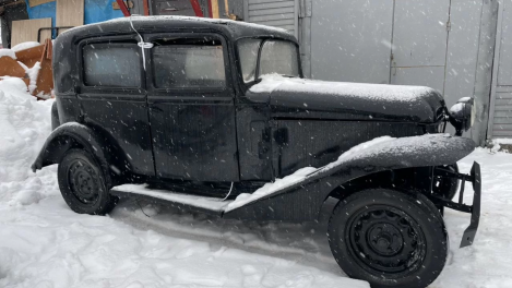 Mercedes 1933 года выставили на продажу в Новосибирске — такое же авто продавали в Кемерове, но с другим пробегом