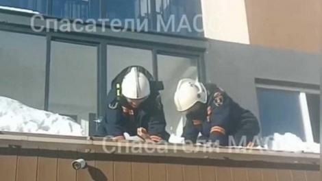 Женщина выжила после падения с 13 этажа на козырёк в Новосибирске