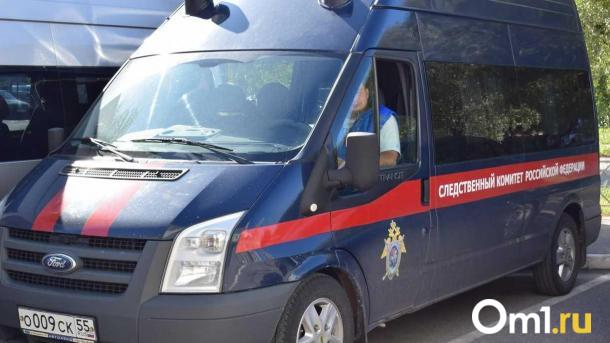 Аварийный дом в Омске ждёт расселения с 2017 года: следком возбудил дело