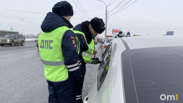 Иностранец в Омске получил 73 штрафа за два месяца: за что?
