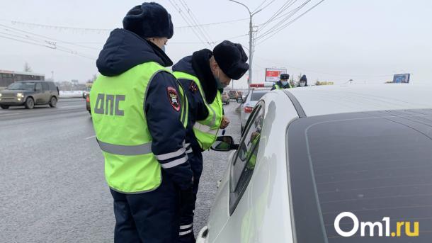 Иностранец в Омске получил 73 штрафа за два месяца: за что?