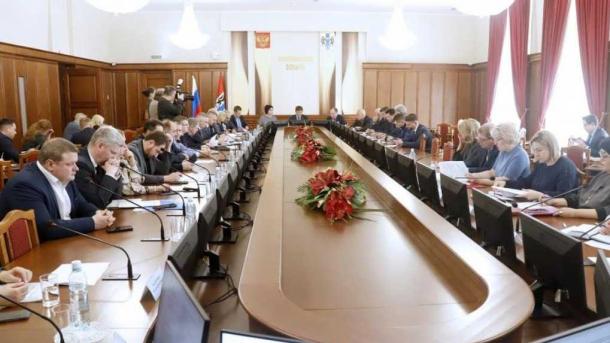 Миллиардные убытки «Спецавтохозяйства» обсудили в Заксобрании Новосибирской области