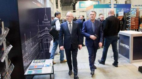 Депутаты Законодательного Собрания Новосибирской области приняли участие в открытии Международной выставки «Сибирская строительная неделя»