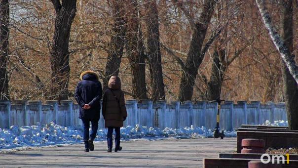 Большинство жителей Омска верят в любовь на всю жизнь