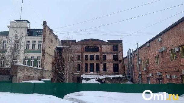 У самой знаменитой стены Омска построят офисное здание