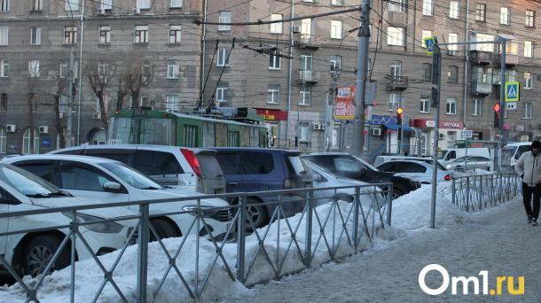 Платная парковка не спасла: омичке выплатили 1,44 млн после поджога машины