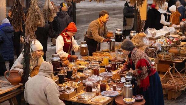 Бесплатные блины и колбасы: что ждёт новосибирцев на социальной ярмарке