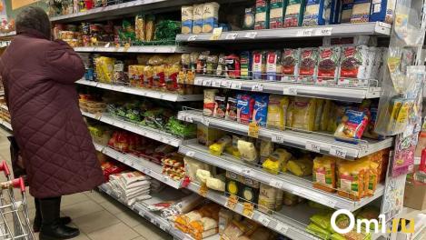 В Омске в феврале резко упали цены на популярные продукты