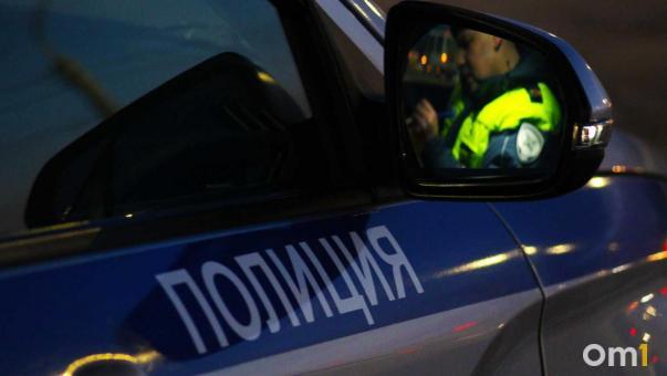 Ночной кошмар на дороге: автомобиль охватило пламя после лобового столкновения