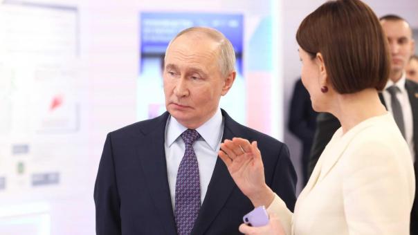 Президент Владимир Путин отметил успех Омска в инвестиционном рейтинге