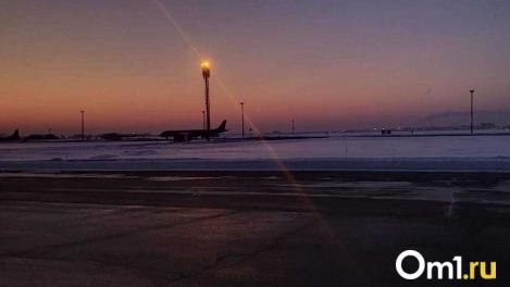 Омский аэропорт получил предостережение от Ространснадзора