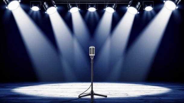 «Хочет весь мир»: сексолог объяснила, почему SHAMAN лизнул Байкал на камеру