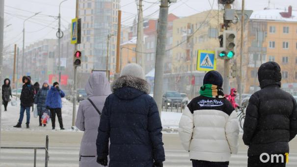 В Омске обновлён режим светофоров на Фрунзенском мосту