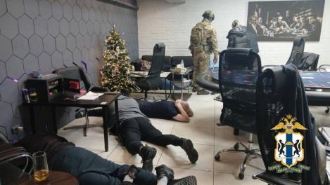 Полиция ликвидировала подпольный покерный клуб в Новосибирске