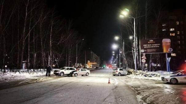 В ДТП под Новосибирском пострадали водитель и пассажирка