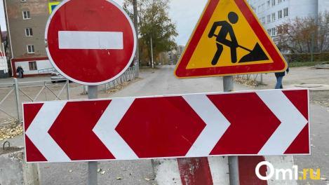 В Омске на Госпитальной открыли по одной полосе для проезда