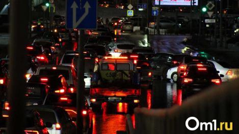 В Новосибирске образовались большие пробки утром 24 февраля