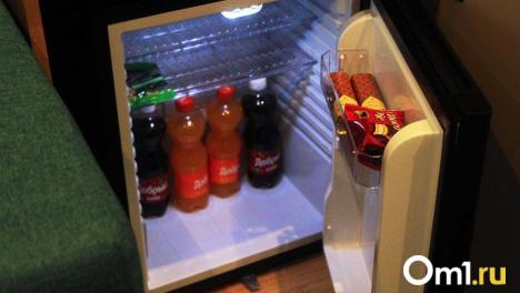 Врач заявил, что детям полезно пить воду прямо из холодильника