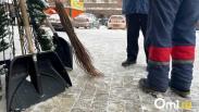 Сотни единиц техники и работа с УК: как Омск готовят к весне