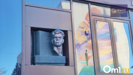 Лица Культурной столицы: изучаем места в Омске, связанные с творчеством Тимофея Белозёрова