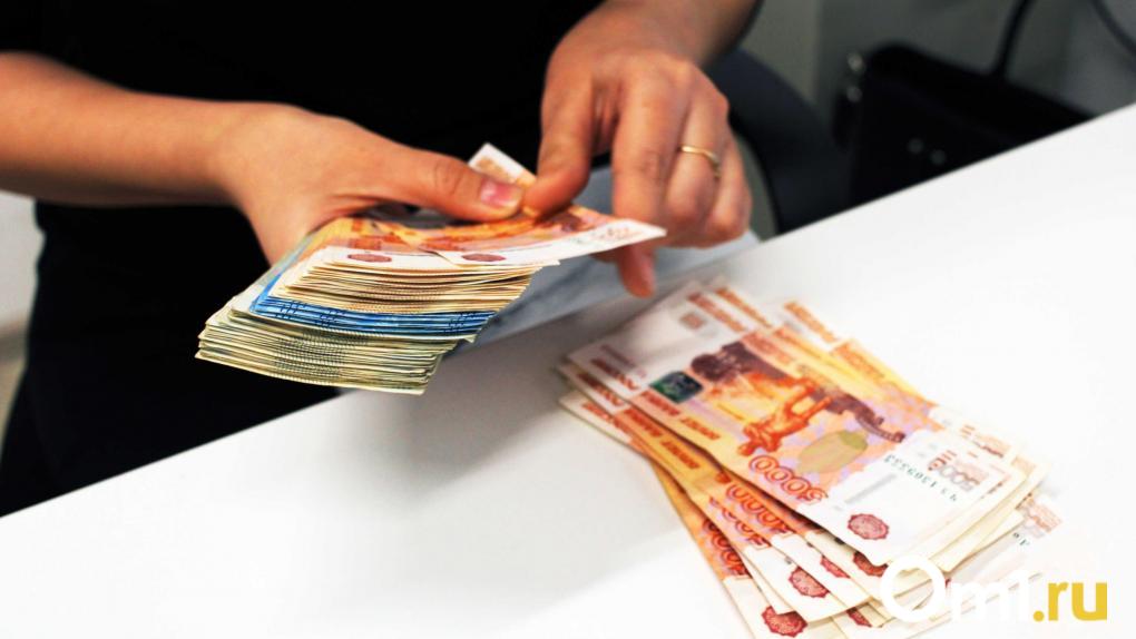 В Омской области средняя зарплата вахтовиков выросла до 178 тысяч рублей