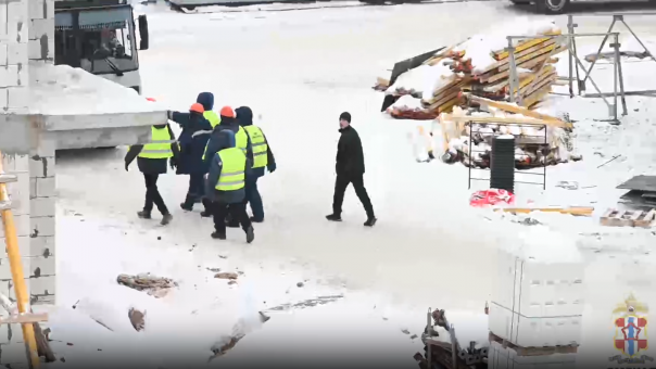 В Омске поймали нелегальных дорожников