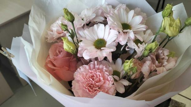 Анастасия Волочкова назвала самым роскошным подарком на 8 Марта калейдоскоп