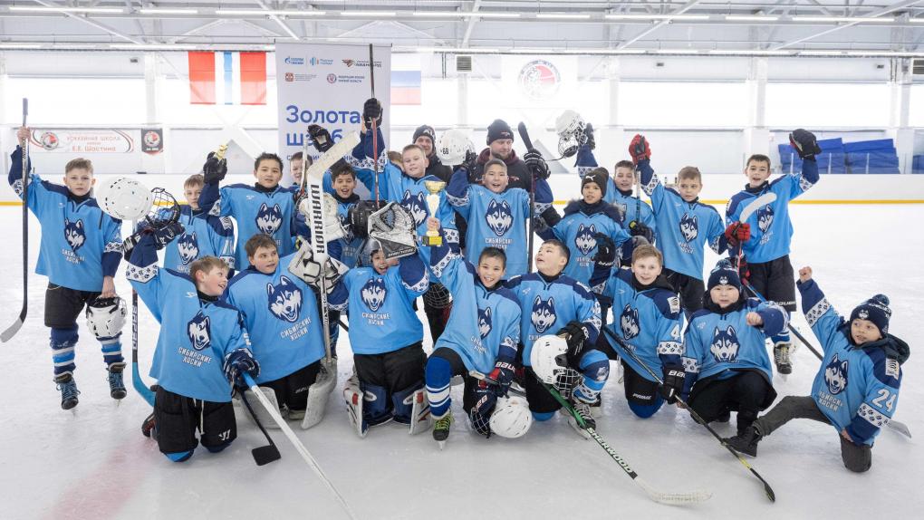 ОНПЗ Газпром нефти поддерживает развитие детского хоккея в Омской области