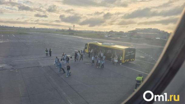 Пауэрбанк загорелся в самолёте «Уральских авиалиний» рейса Екатеринбург – Стамбул