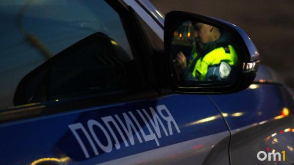 Внедорожник столкнулся с грузовиком под Новосибирском: погиб человек
