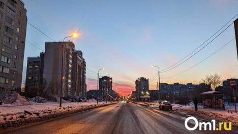 «Омскэнерго» перешли в режим повышенной готовности из-за сильного ветра и метели