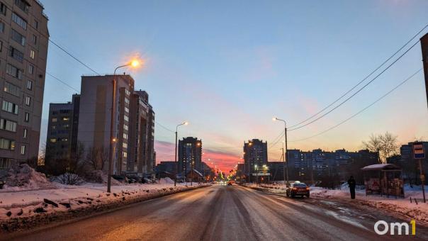 «Омскэнерго» перешли в режим повышенной готовности из-за сильного ветра и метели