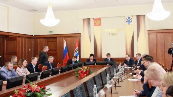 Комитет Заксобрания Новосибирской области рассмотрел планы по ЖКХ на 2026 год