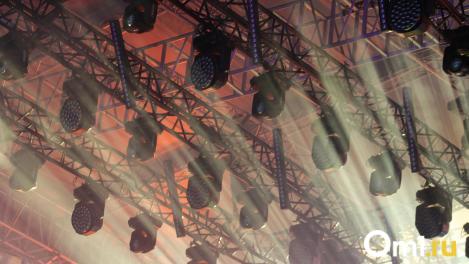 Афиша выходных в Новосибирске: стендап, цирковое шоу и концерты «Братьев Грим» и Валерии