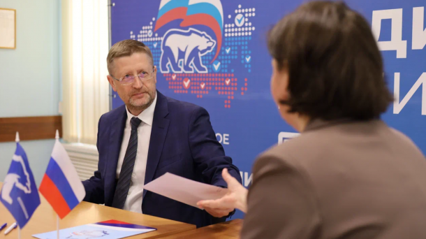 Евгений Еловик подал документы для участия в предварительном голосовании «Единой России»