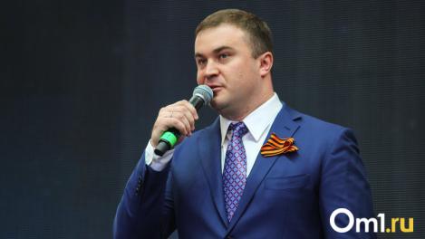 Виталий Хоценко поздравил жителей Омской области с годовщиной Крымской весны