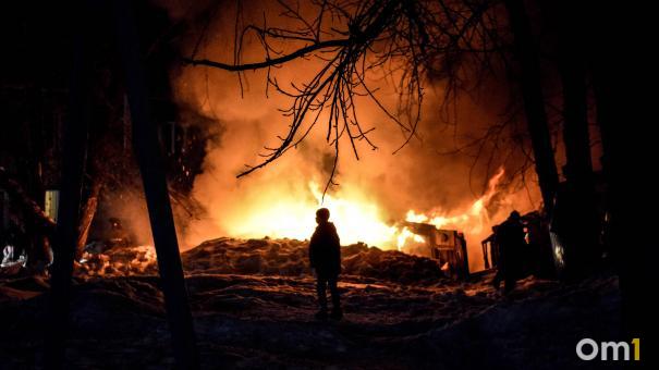 Когда ребёнок становится опорой: к чему приводит раннее взросление в Новосибирске