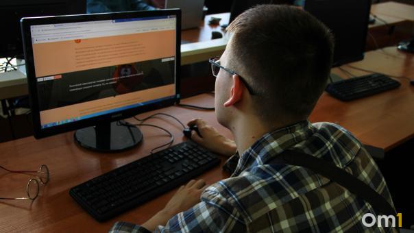 Мошенники звонят омичам от имени мэрии, обещая медали