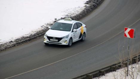В Новосибирской области прошёл рейд по проверке такси и автобусов
