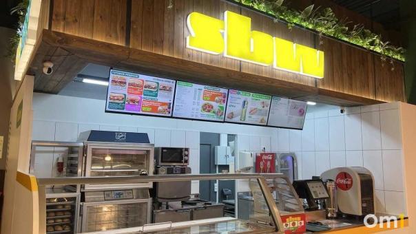 Subway открыл в Омске третью точку федеральной сети. Где она находится?