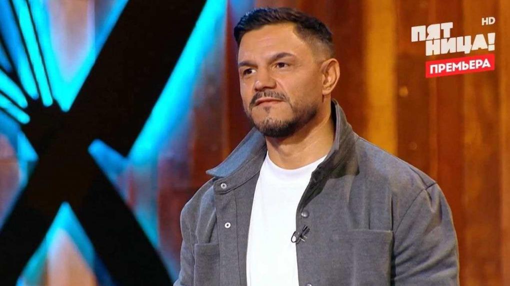 Приготовил ватрушку по-омски: итальянец из Омска поучаствовал в кулинарном шоу Ивлева и Агзамова