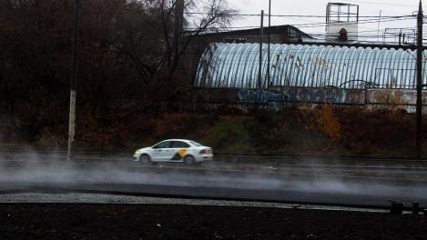 Новосибирские таксисты на подработке получают свыше 60 тысяч рублей в месяц