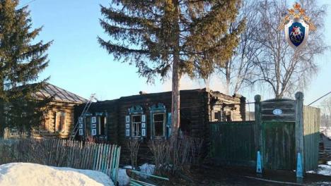 Следователи начали проверку по факту пожара в Саргатском районе Омской области