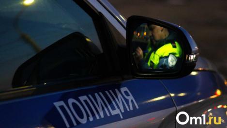 Водитель спровоцировал столкновение семи машин на перекрёстке в Новосибирске