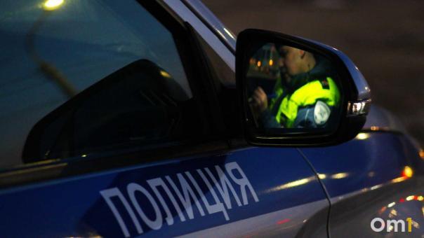 Водитель спровоцировал столкновение семи машин на перекрёстке в Новосибирске