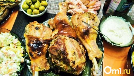 Застолье закончилось ударом ножа: неоднократно судимая жительница Новосибирска ответит в суде за убийство знакомого